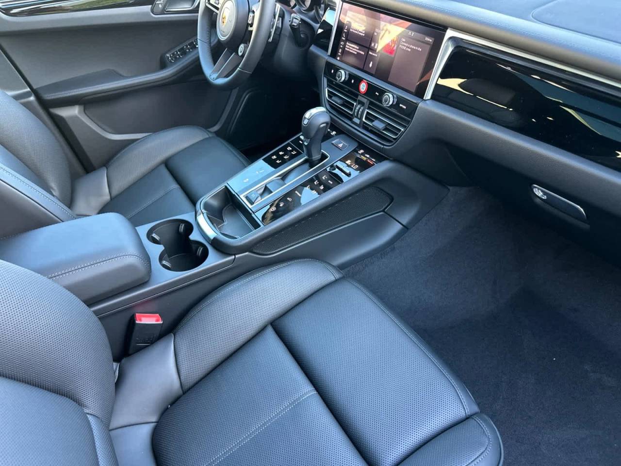 2026 Porsche Macan T