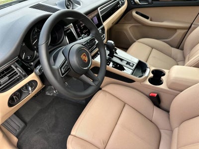 2026 Porsche Macan Macan