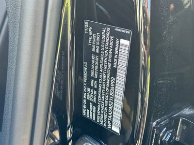 2026 Porsche Macan Base