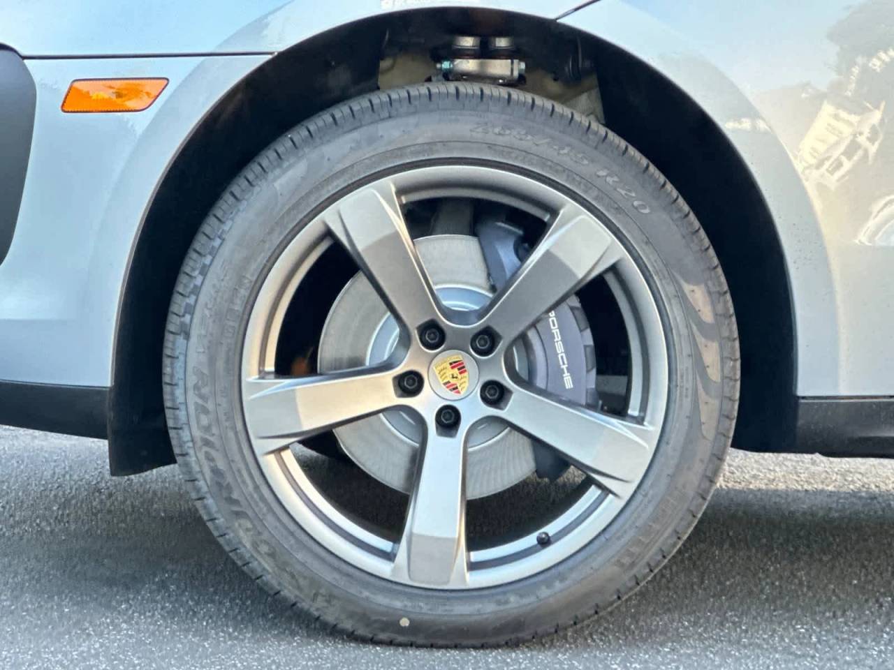 2026 Porsche Macan Base