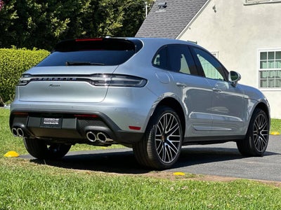 2026 Porsche Macan Base