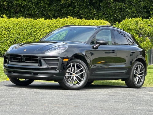 2026 Porsche Macan Base