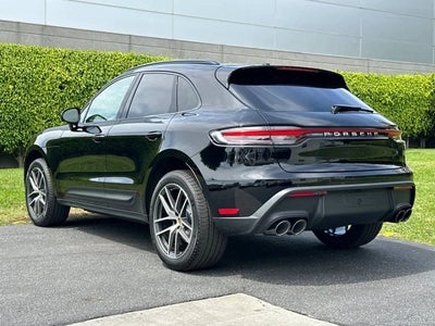 2026 Porsche Macan Base