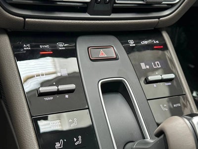 2026 Porsche Macan Base