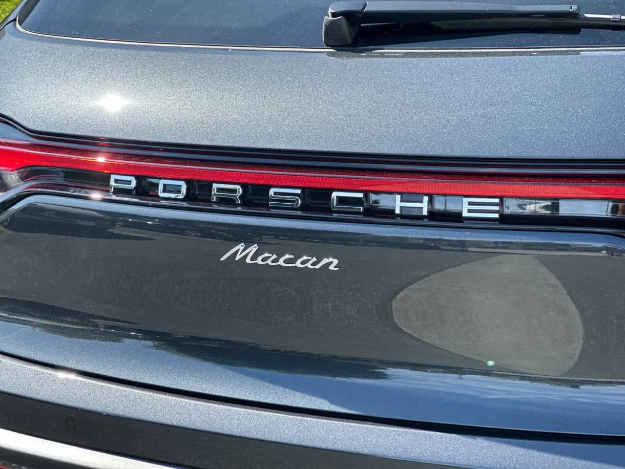 2026 Porsche Macan Base