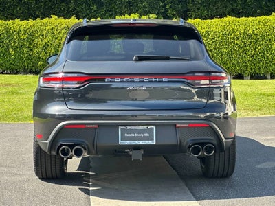 2026 Porsche Macan Base