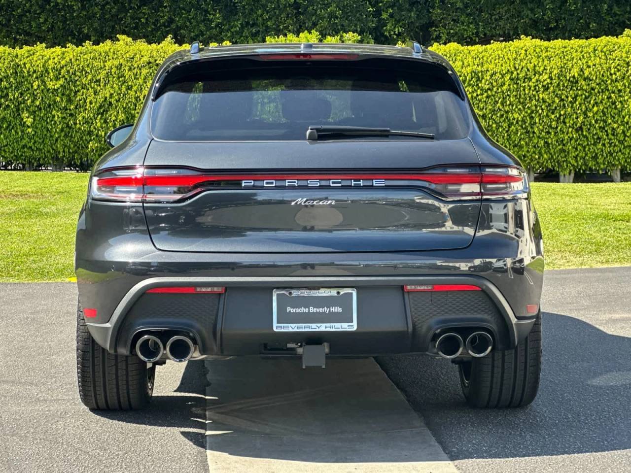 2026 Porsche Macan Base