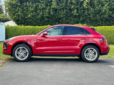 2026 Porsche Macan Base