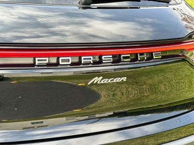 2026 Porsche Macan Base