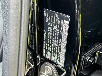 2026 Porsche Macan Base