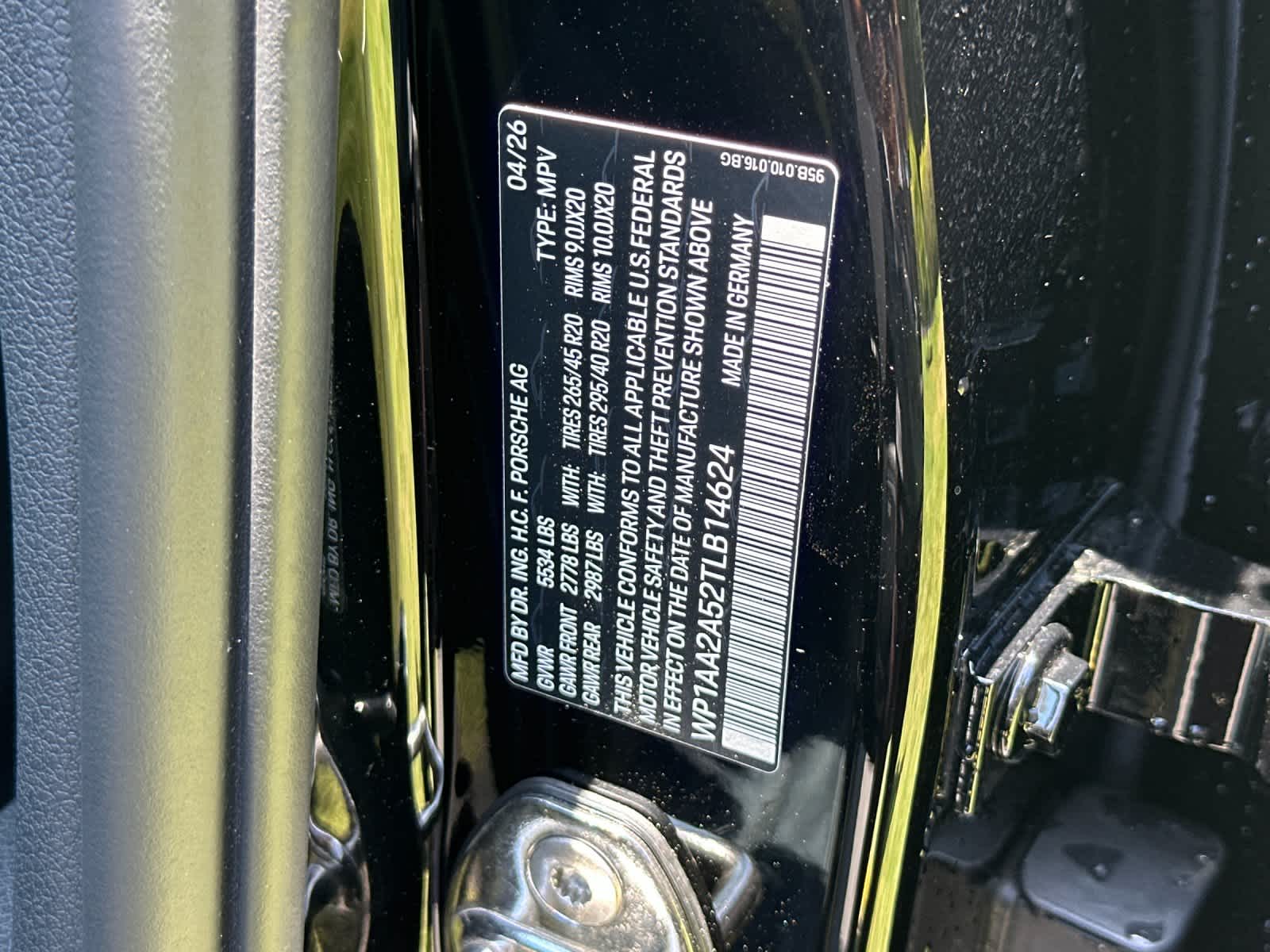 2026 Porsche Macan Macan