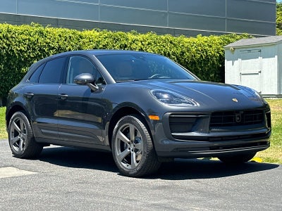 2026 Porsche Macan Macan