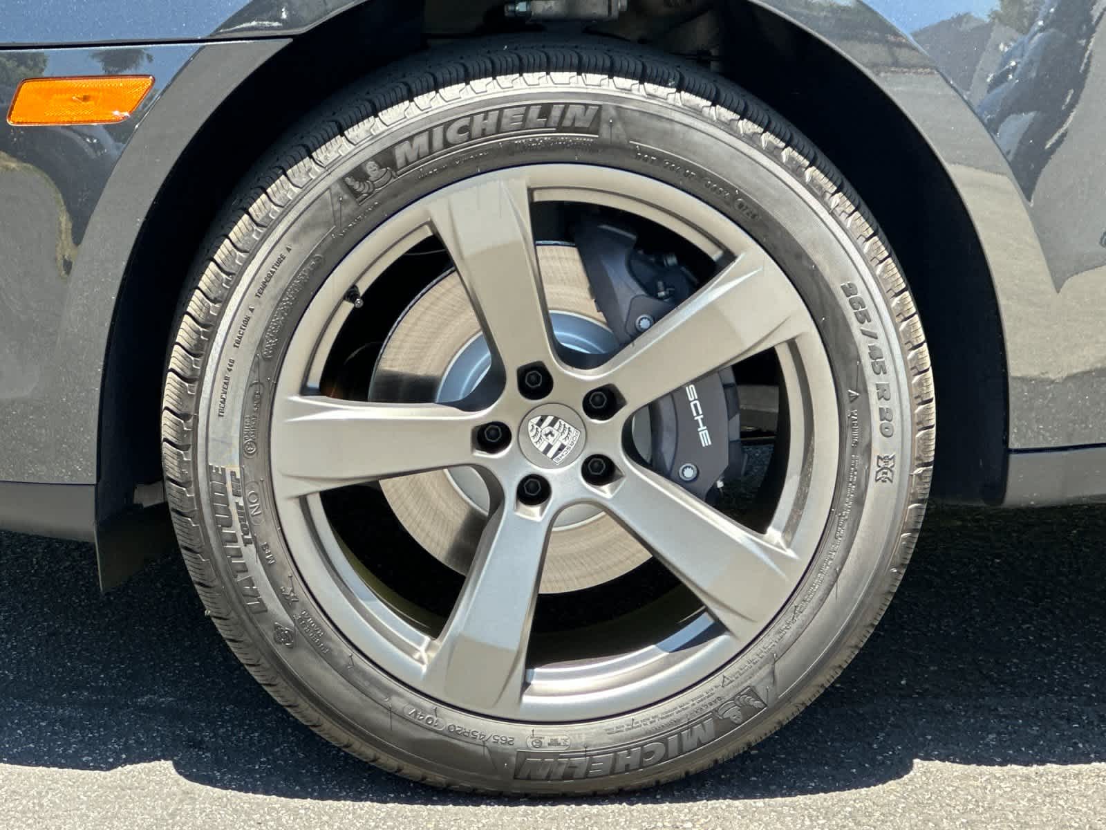 2026 Porsche Macan Macan