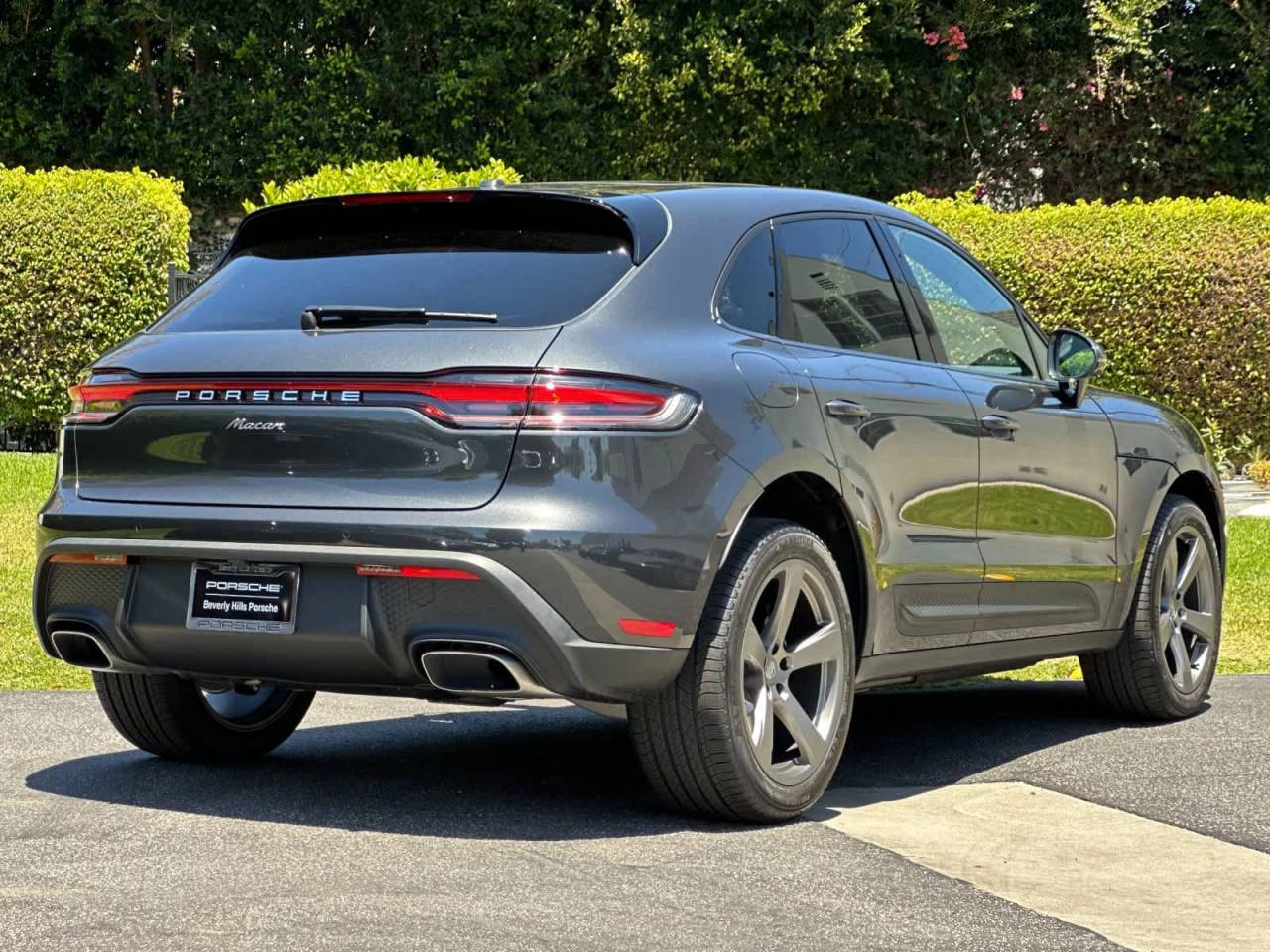 2026 Porsche Macan Macan