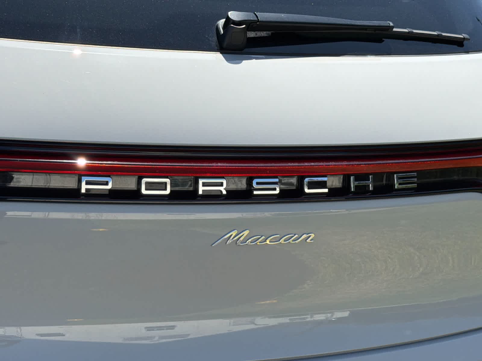 2026 Porsche Macan Macan