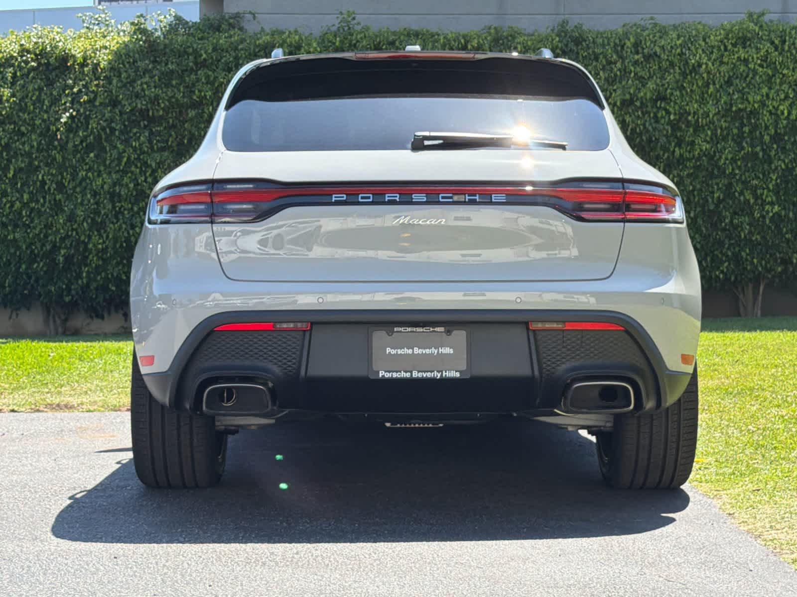 2026 Porsche Macan Macan