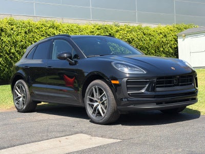 2026 Porsche Macan Macan
