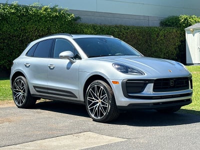 2026 Porsche Macan Macan