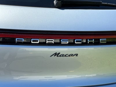 2026 Porsche Macan Macan