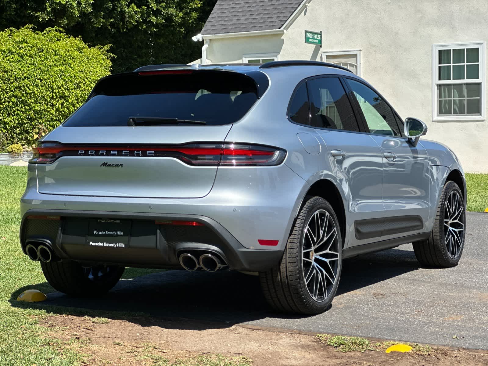 2026 Porsche Macan Macan