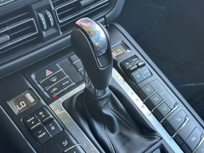 2019 Porsche Macan Macan