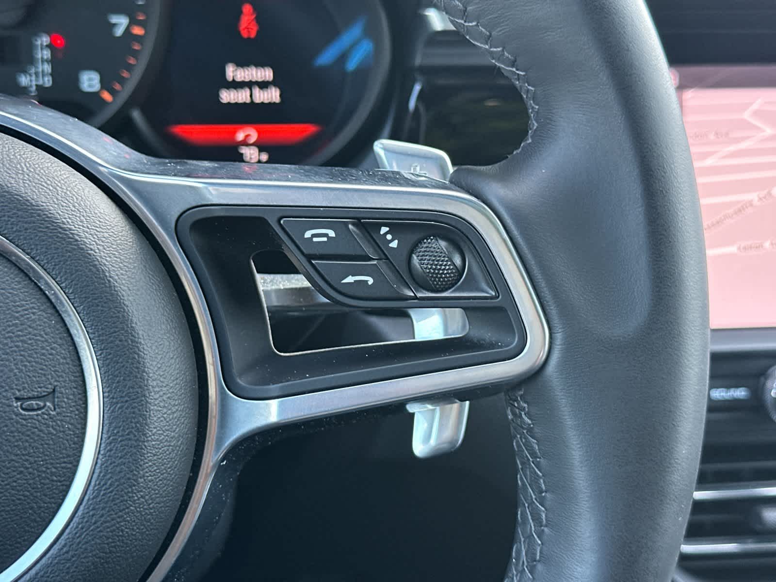 2019 Porsche Macan Macan