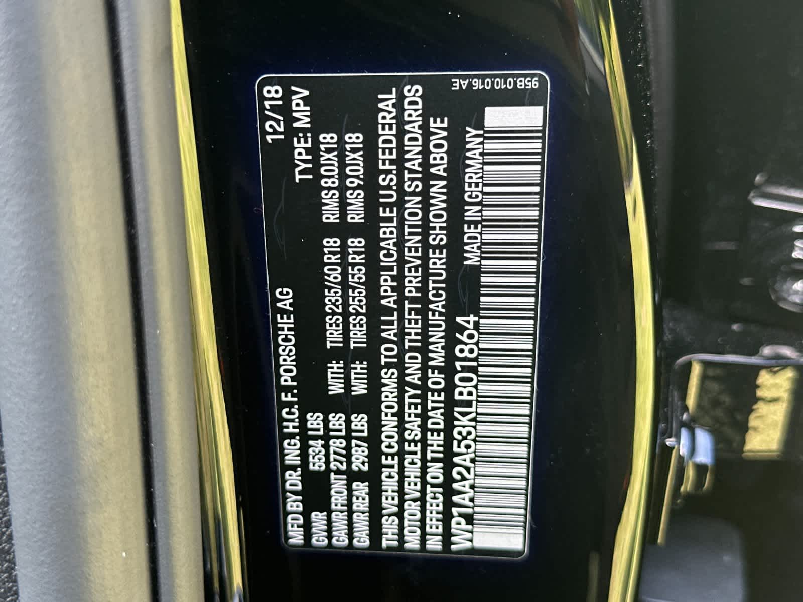 2019 Porsche Macan Macan