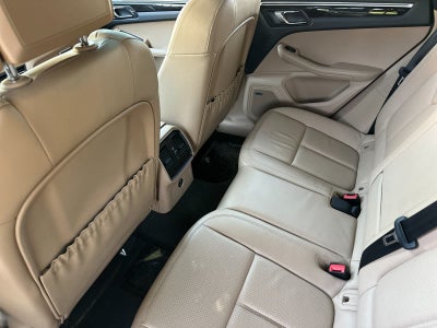 2021 Porsche Macan Macan