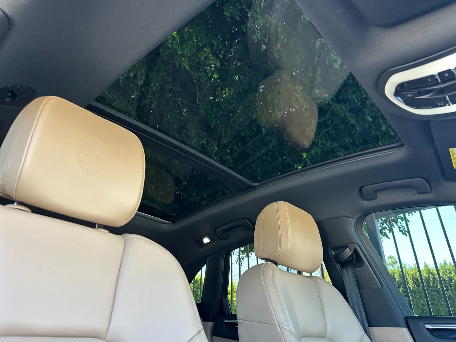 2021 Porsche Macan Macan