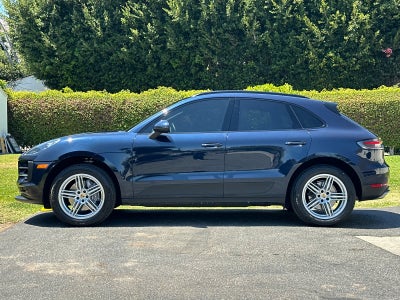 2021 Porsche Macan Macan