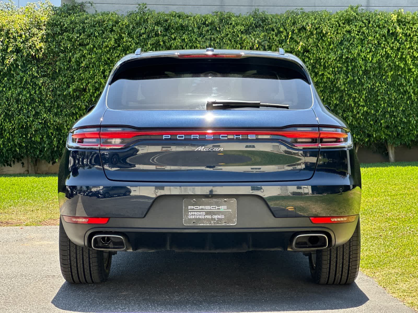 2021 Porsche Macan Macan