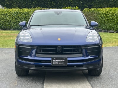 2024 Porsche Macan Base