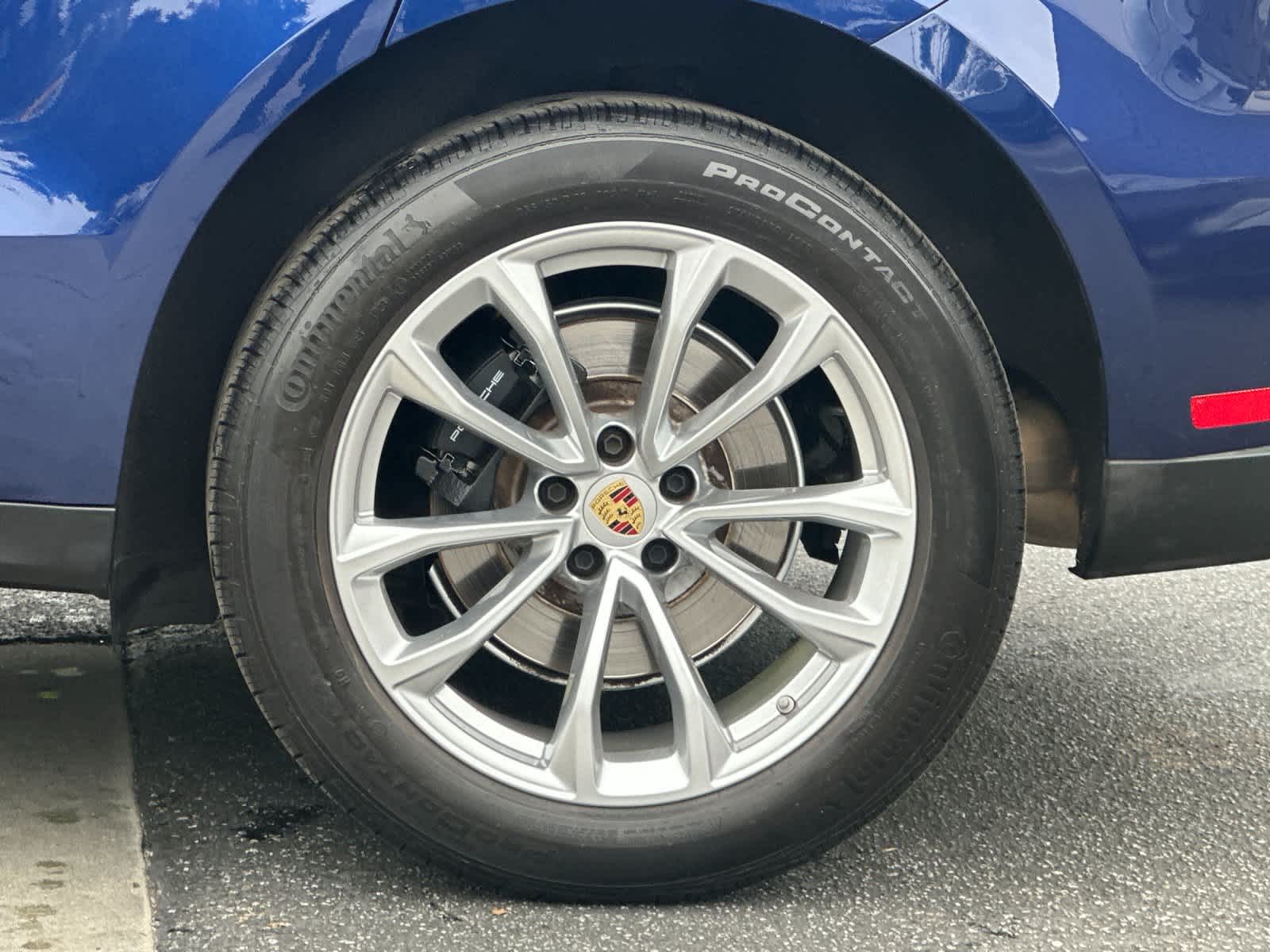 2024 Porsche Macan Base