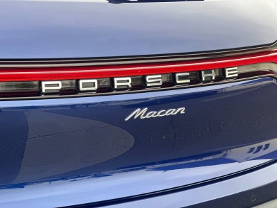2024 Porsche Macan Base