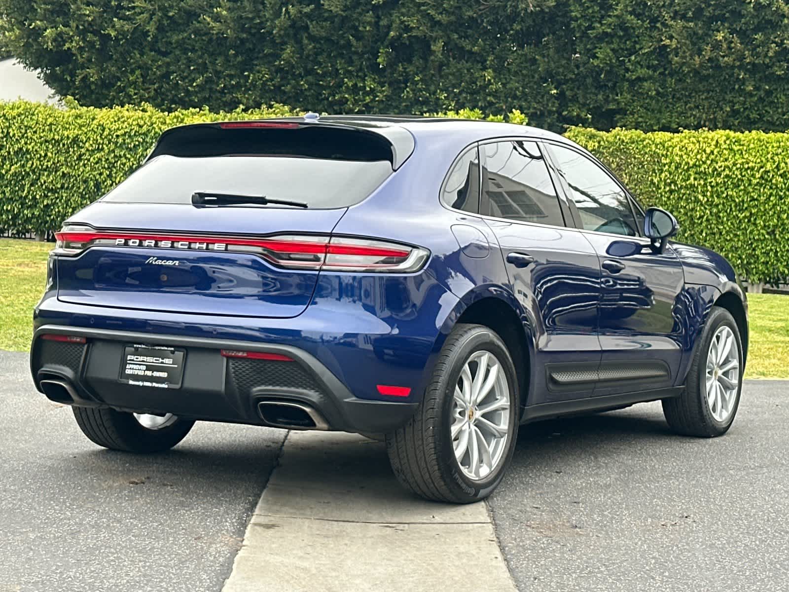 2024 Porsche Macan Base