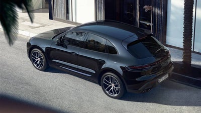 2025 Porsche Macan AWD