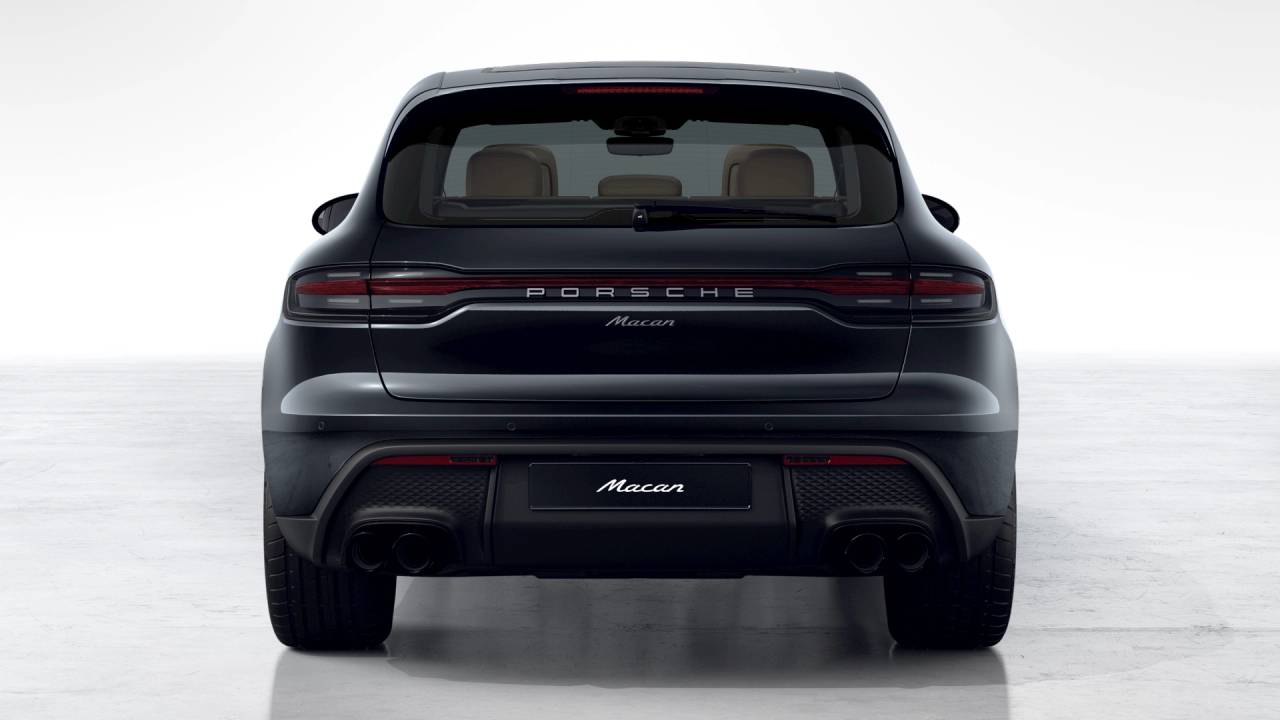 2025 Porsche Macan Base