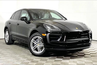 2025 Porsche Macan AWD