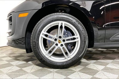 2025 Porsche Macan AWD