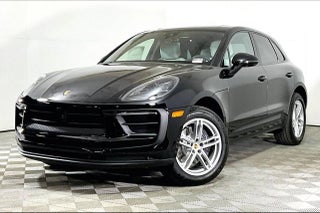 2025 Porsche Macan AWD
