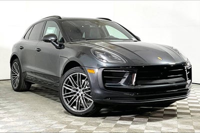 2025 Porsche Macan AWD