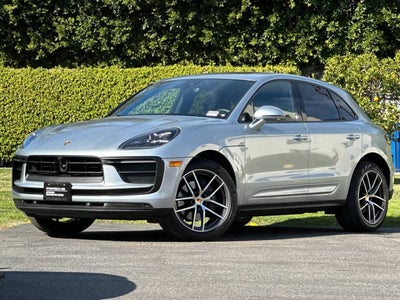 2025 Porsche Macan AWD