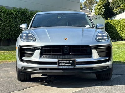 2025 Porsche Macan AWD