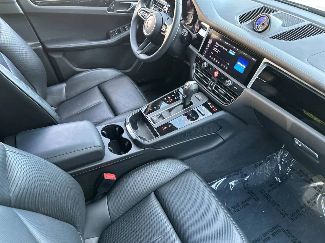 2025 Porsche Macan AWD