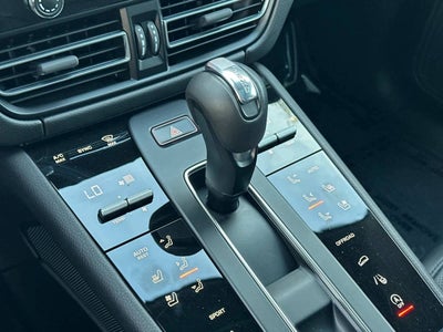 2025 Porsche Macan AWD