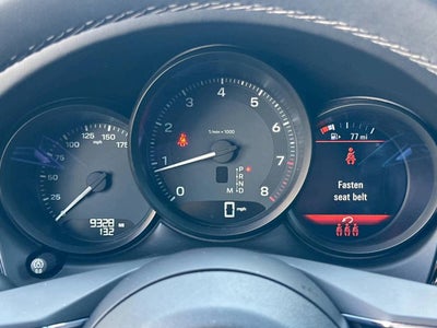 2025 Porsche Macan AWD