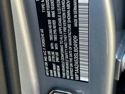 2025 Porsche Macan AWD