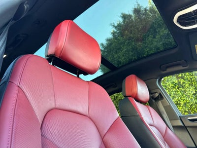 2025 Porsche Macan AWD