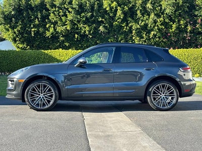 2025 Porsche Macan AWD