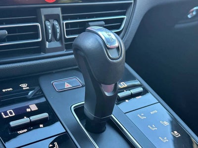 2025 Porsche Macan AWD